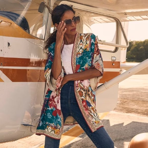 Tapestry Print Mid Length Kimono NWT - Picture 1 of 6